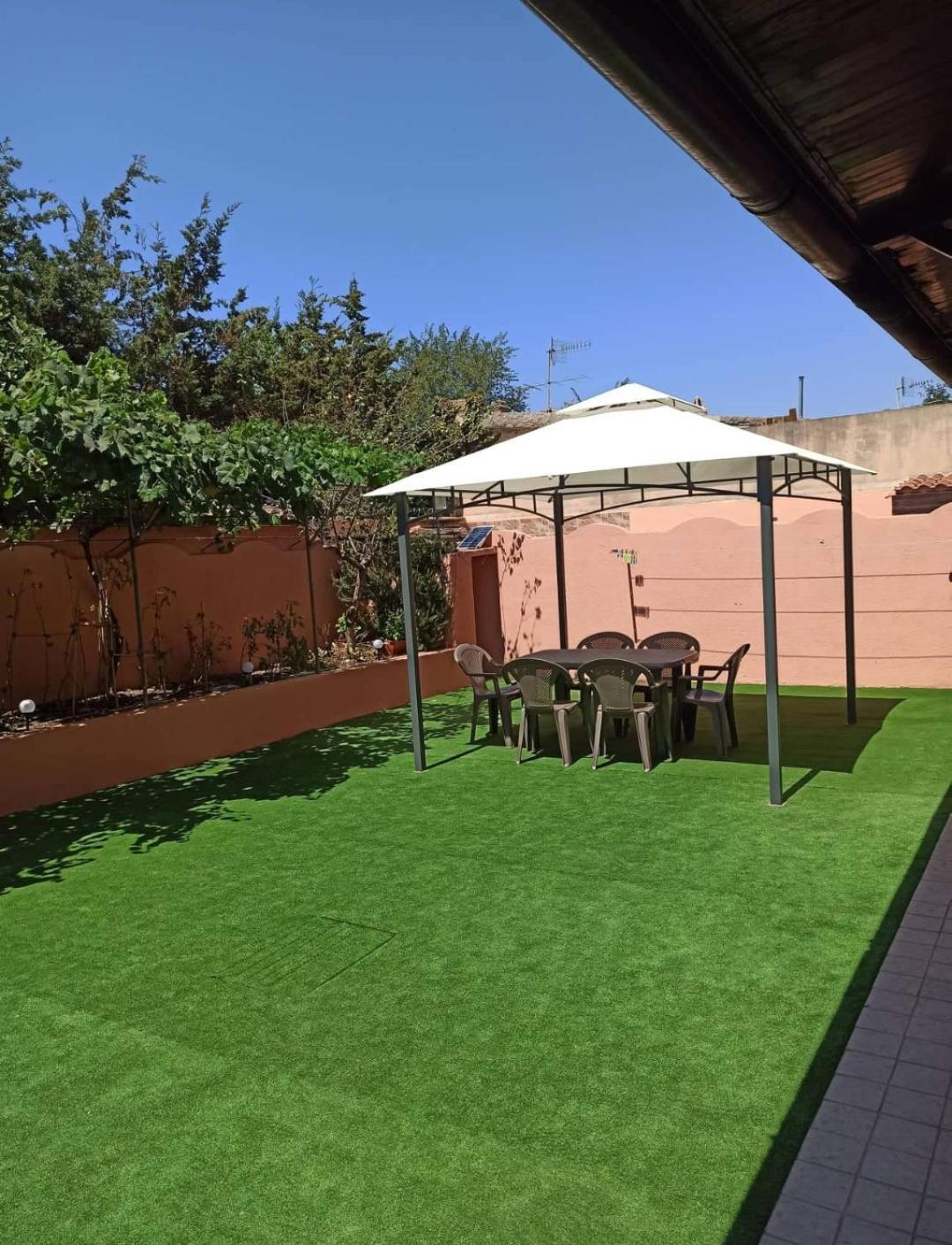 Suite Guesthouse A Pochi Passi Dal Mare Σάσαρι Εξωτερικό φωτογραφία